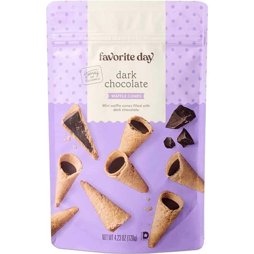 Favorite Day Dark Chocolate Waffle Cones 4.23 oz.
